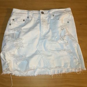 White denim skirt